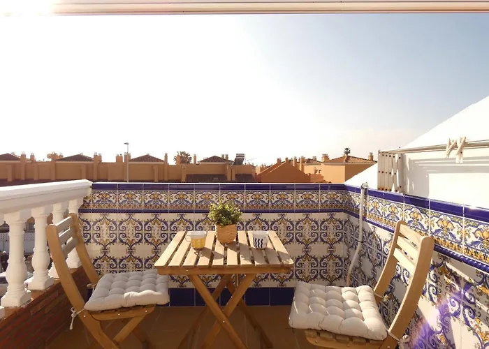 Top Floor Apartment Close To Beach